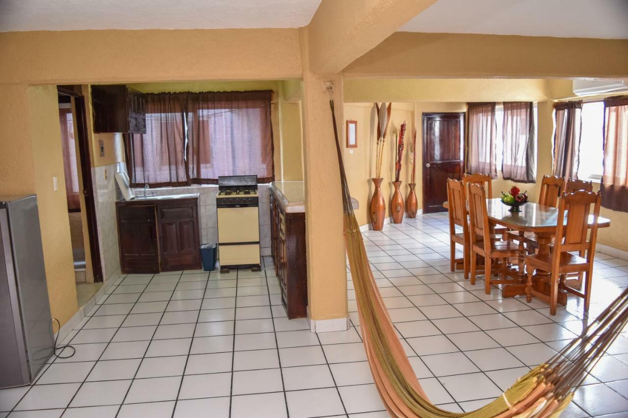 Hotel Gaby Inn Zihuatanejo Kültér fotó