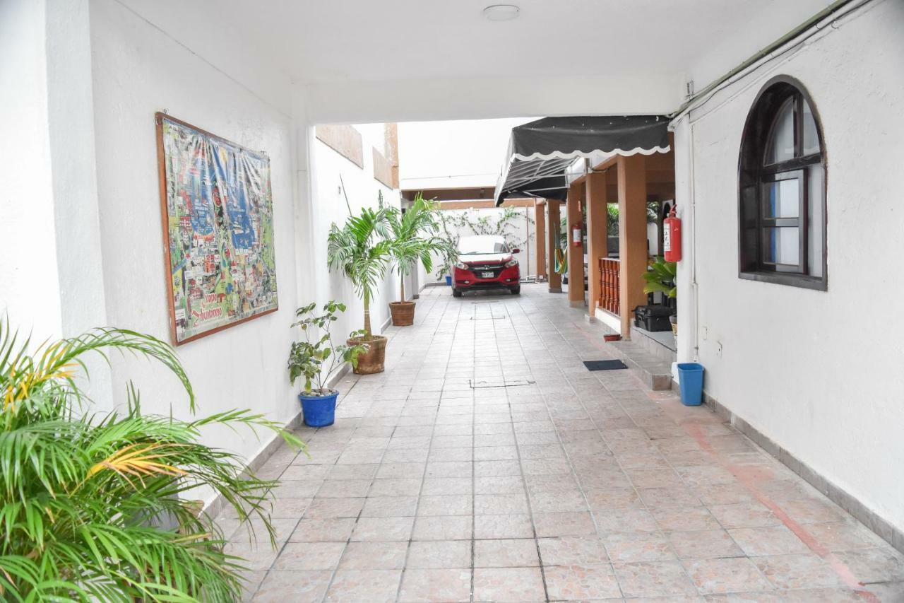 Hotel Gaby Inn Zihuatanejo Kültér fotó