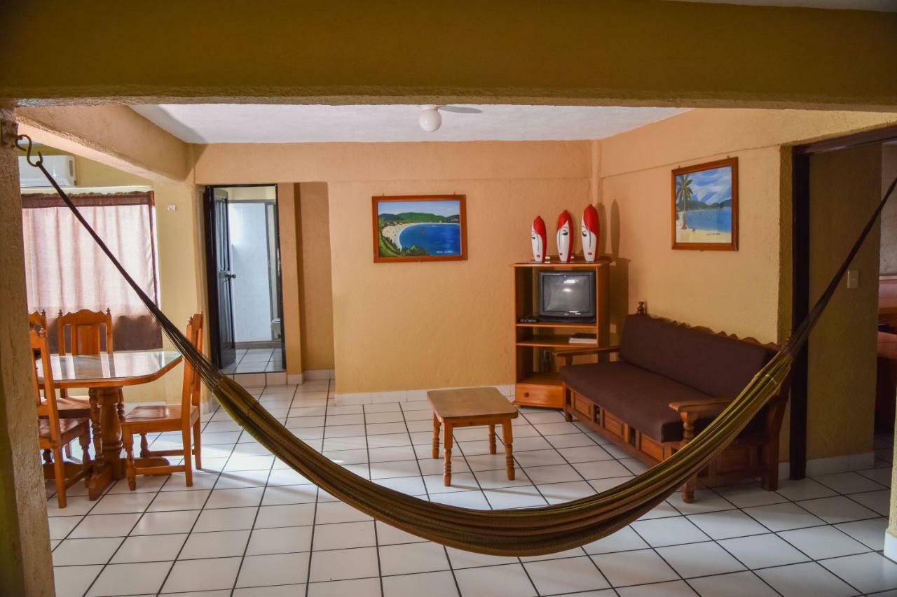 Hotel Gaby Inn Zihuatanejo Kültér fotó